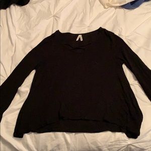 Long flowy sleeved shirt